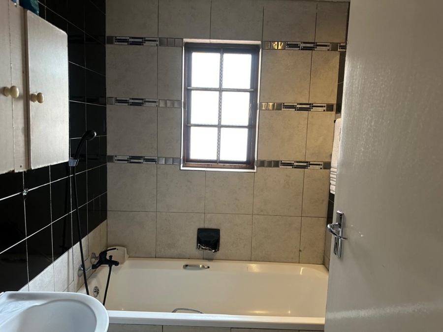 9 Bedroom Property for Sale in Safari Gardens North West